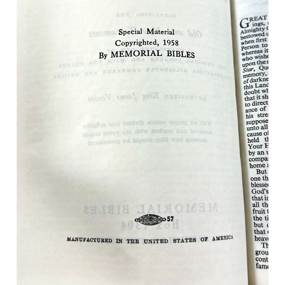 1958 Memorial Holy Bible KJV Zippered White Cover w Cross Wood Presentation Box - Picture 12 of 12